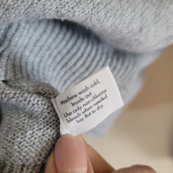 Stylus, Crew Neck Long Sleeve Pullover Sweater, Grey and Ivory, Size Small - Picture 8 of 8